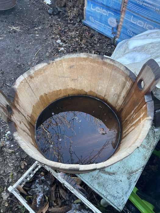 Ciubar traditional de lemn