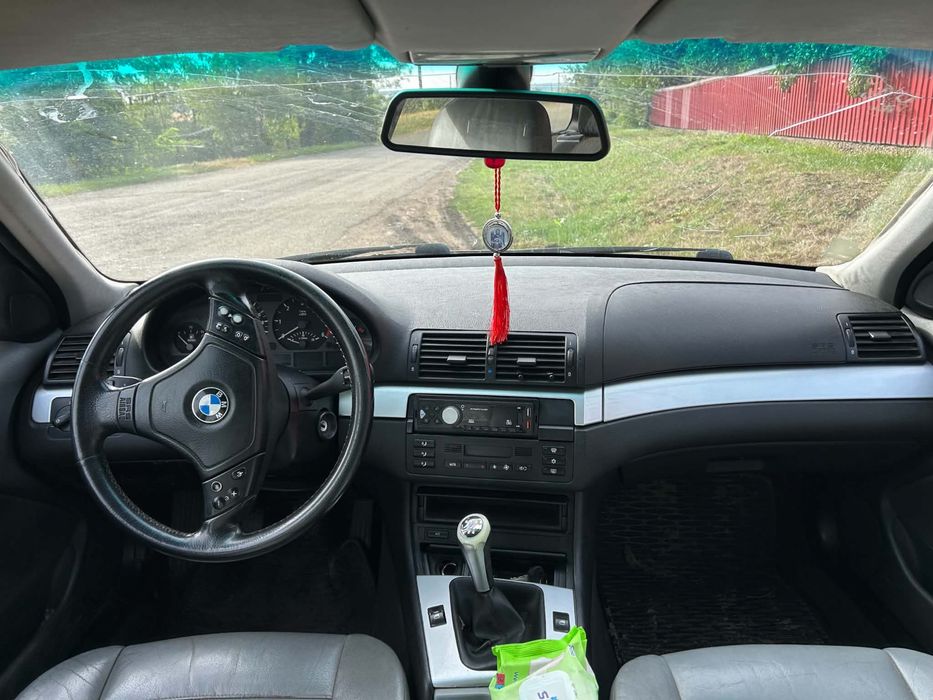 Vand sau schimb Bmw 320d