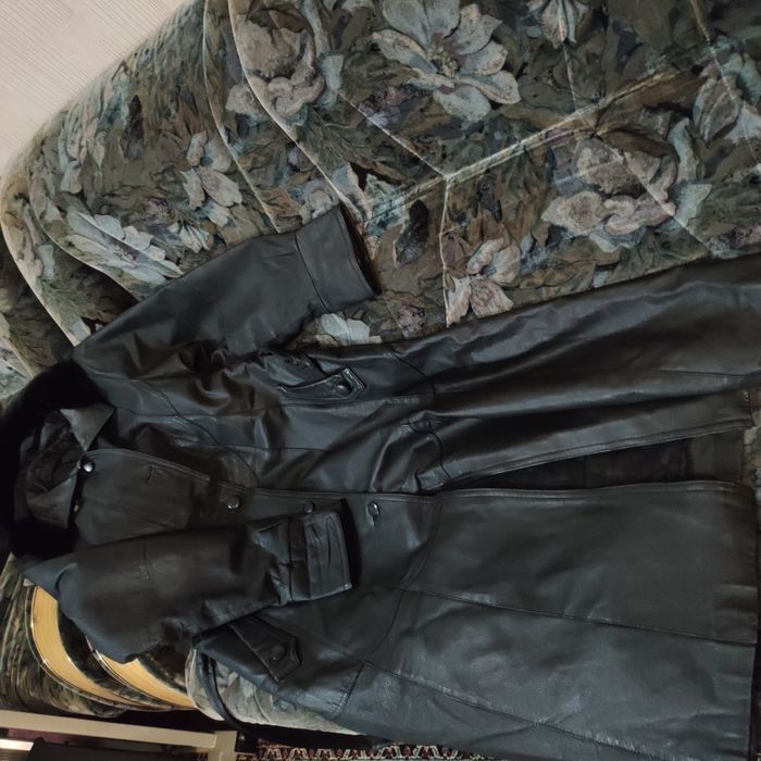 СРОЧНО ПРОДАМ   Женская одежда: Плащ КОЖА