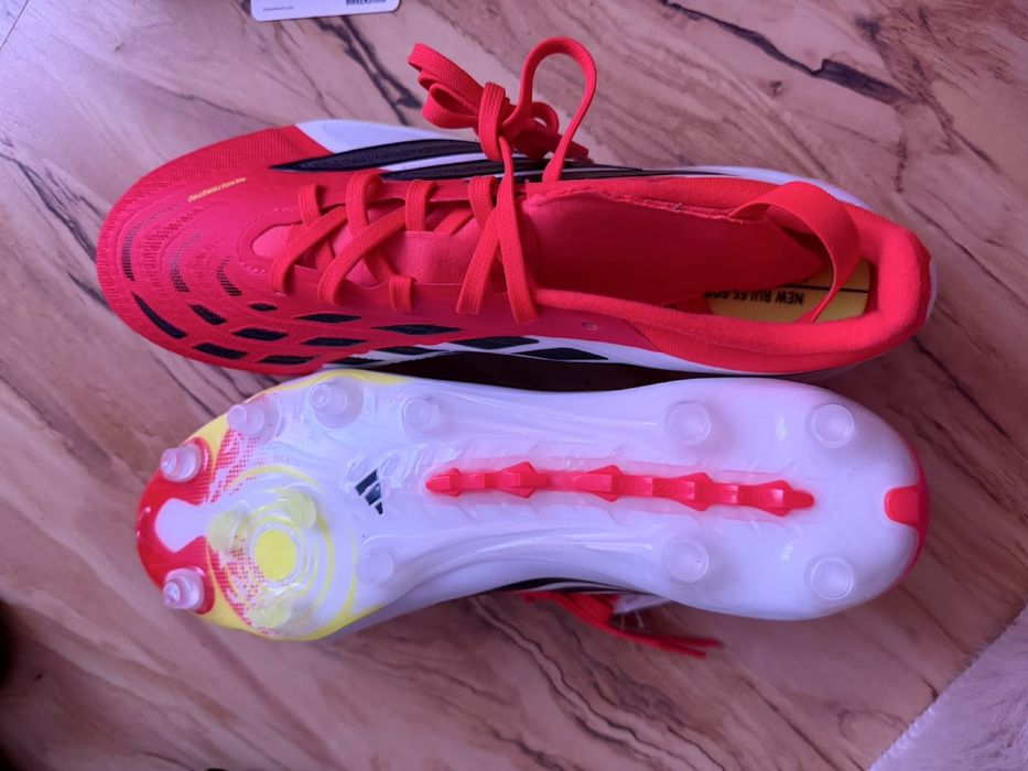 Ghete de fotbal adidas Predator Pro FT AG - Roșu