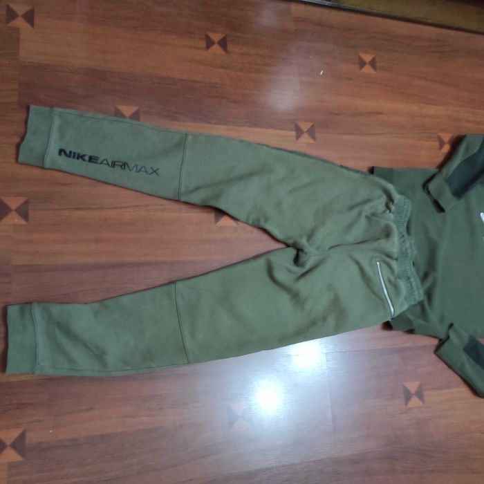 Оригинален найк блуза и панталон 137 147