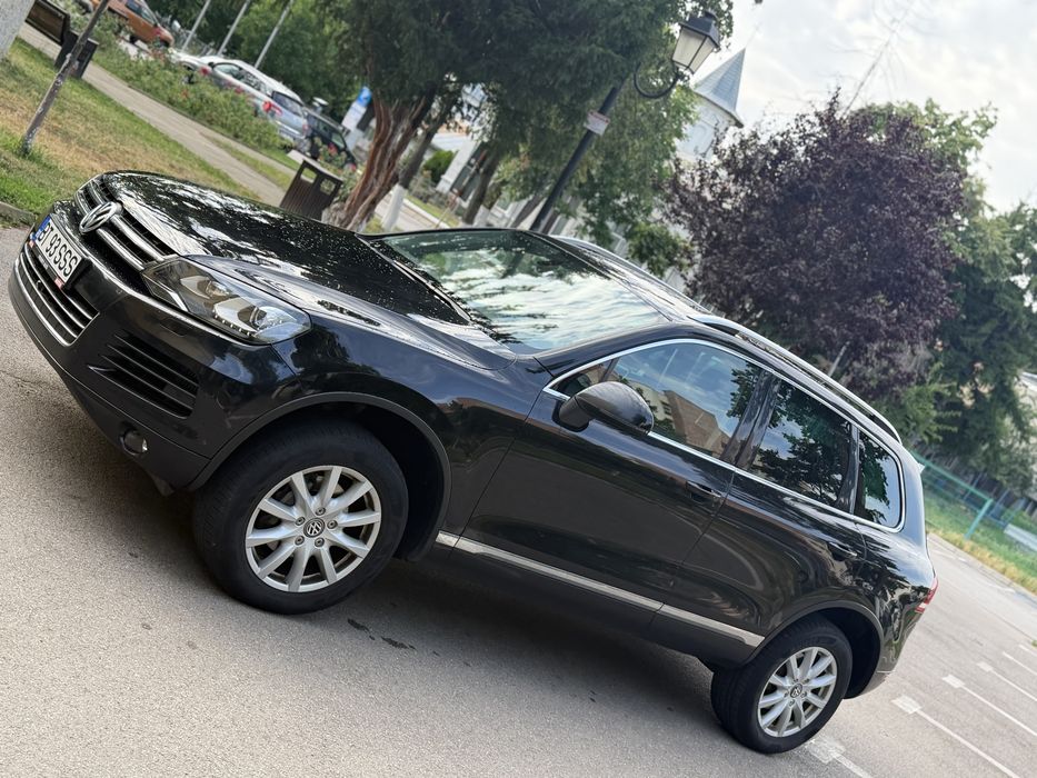 Volkswagen Touareg II (7P)