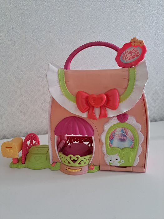 игрушечный магазин