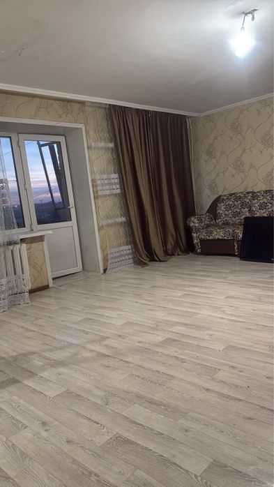 Сдам двух комнатную квартиру