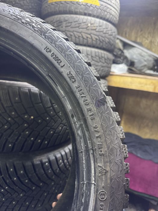 Шины  235/45/18  Континетал