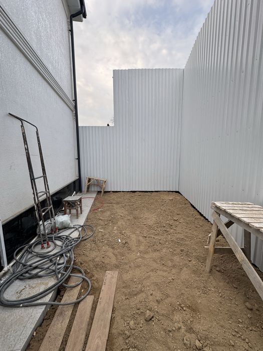 Townhouse с двором Бодомзор Бадамзар Коттедж дом квартира на земле