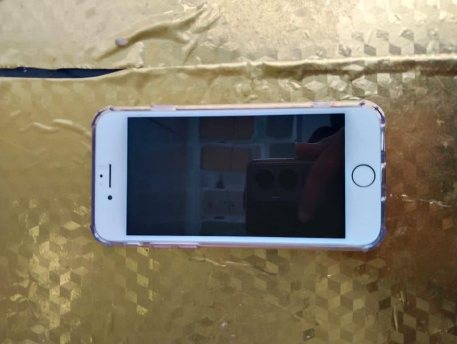 Iphone 7 срочно сатылады 32б. 45000тг