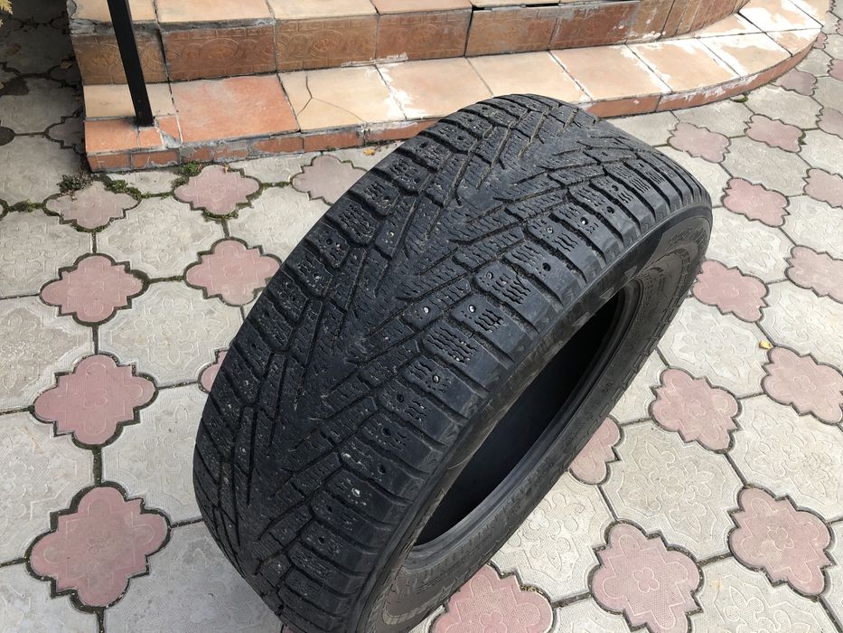 Продам шины на 285/60/18