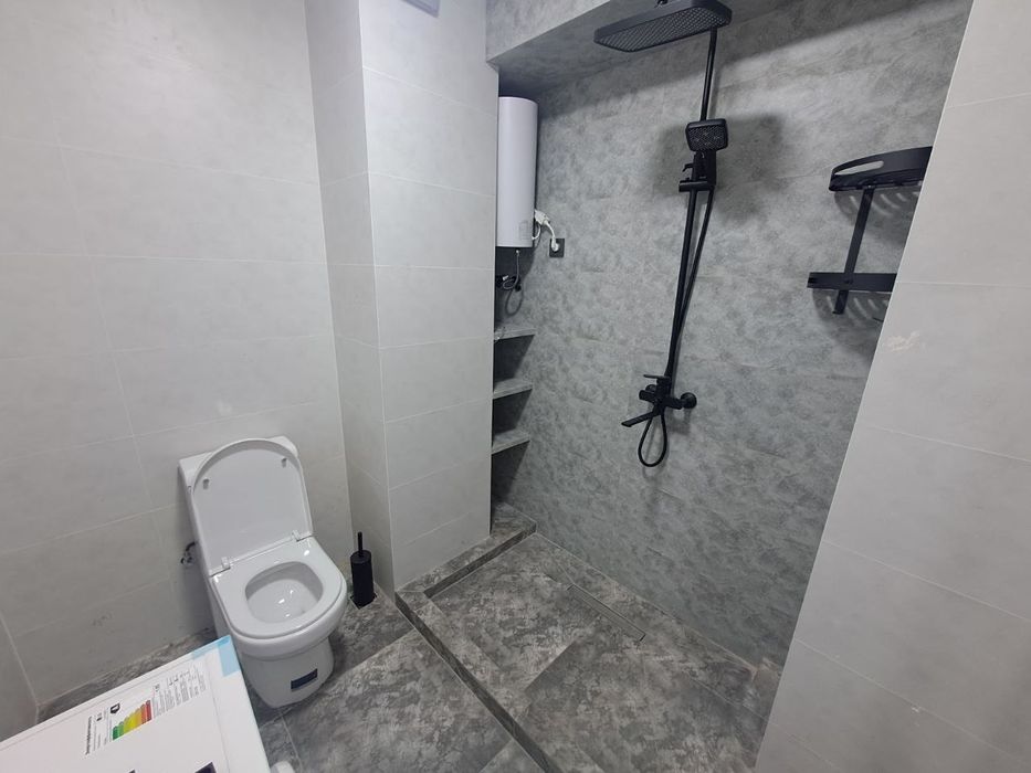 Срочно Сдаётся новостройка 1-комн Рохат круг олмас с мебелью и технико