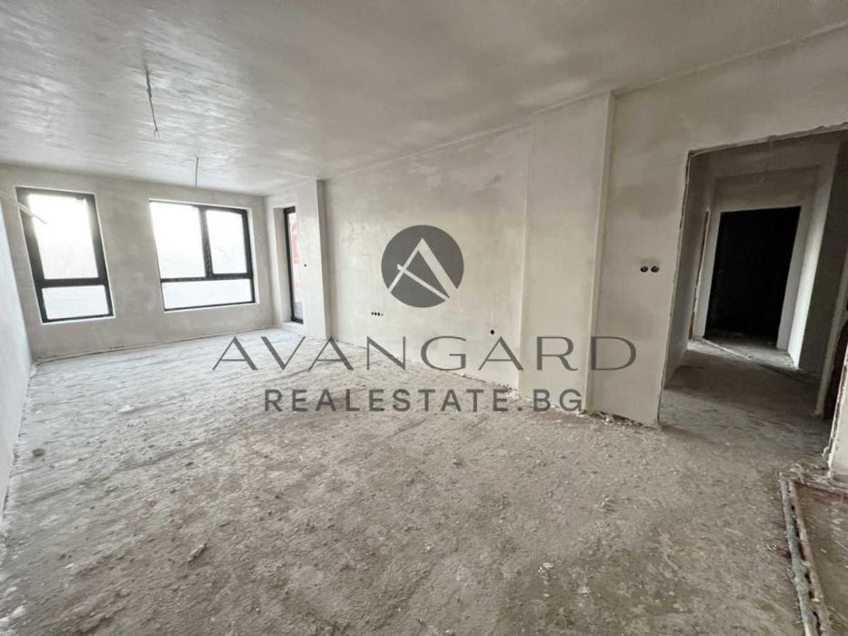 Продава се Тристаен апартамент в Пловдив, Тракия - 105 кв.м за 777 €/кв.м - Снимка #1