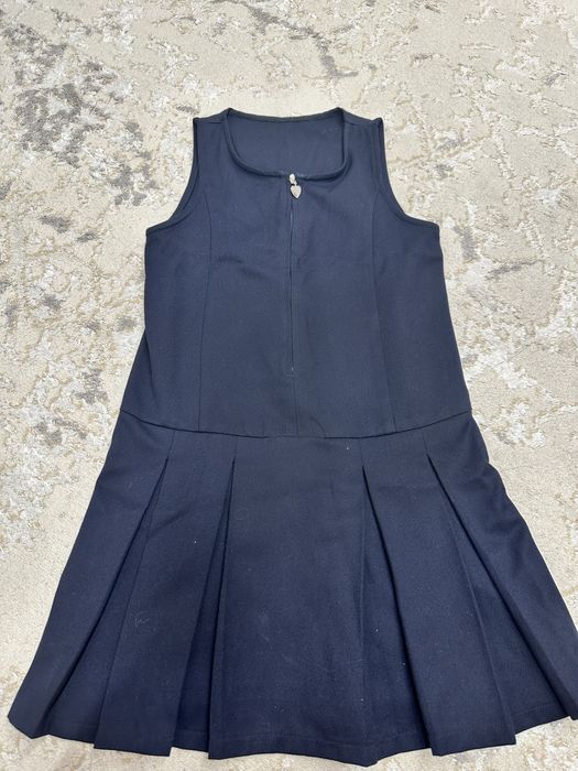 Продам школьную форму для девочки 7-8 лет, Next