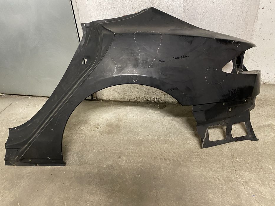 Чисто НОВ заден ляв калник за Tesla  Model S