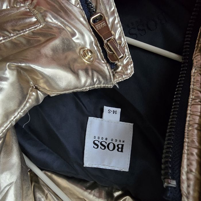 Яке зимно BOSS размер 14г-  Отговаря за XS.