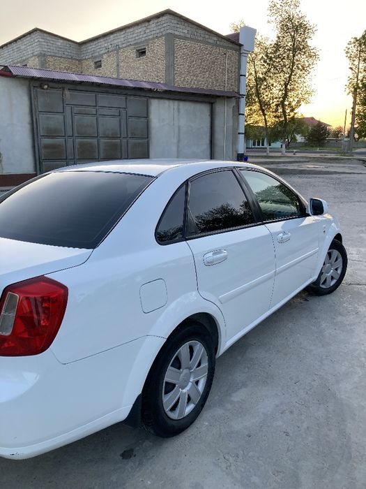 Jentra 10500$ kelishiladi