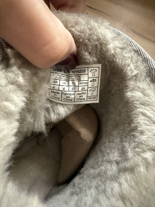 Ugg classic mini II