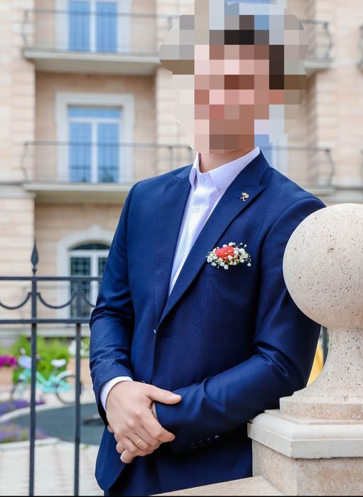 Продаётся мужской костюм