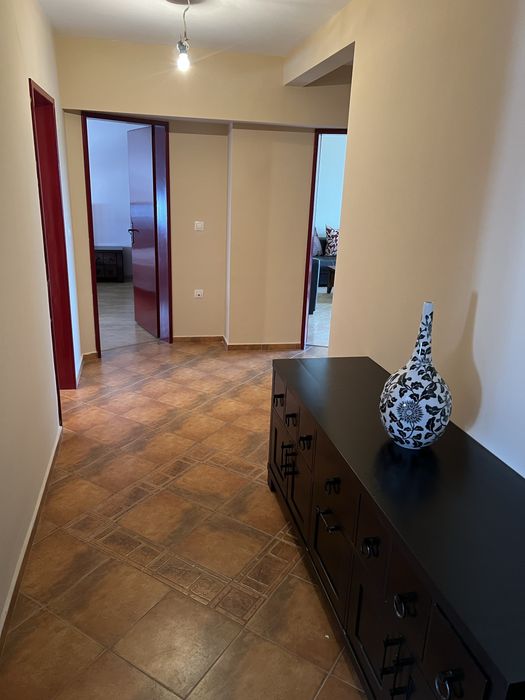 Дава се под наем Четиристаен апартамент в Велико Търново, Акация - 140 кв.м за 500 € - Снимка #13