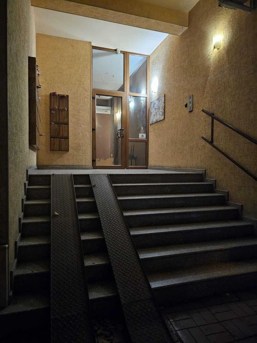 Дава се под наем Двустаен апартамент в Варна, Левски - 62 кв.м за 510 € - Снимка #16