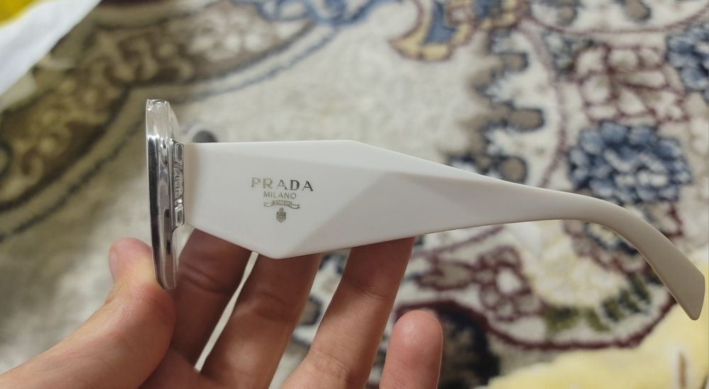 PRADO brendidagi kòz oynak