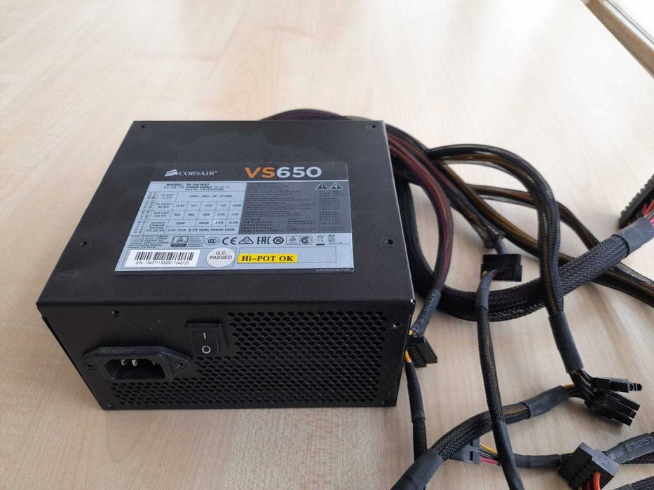 Sursa Corsair VS650, 650W, 80 PLUS, testata si functionala, 190 lei