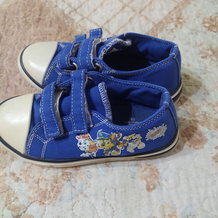 Кроссовки на мальчика размер 29