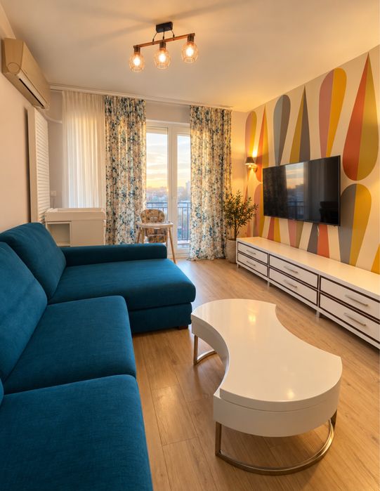 Apartament 2 camere, decomandat, 57 mp, renovat 2026, garaj + 2 locuri de parcare, la 4 minute de metrou Mihai Bravu