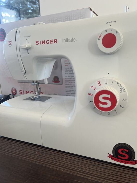 Singer initiale masina de cusut