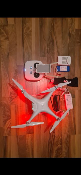 Vand drona DJI  PHANTOM 4 pro
