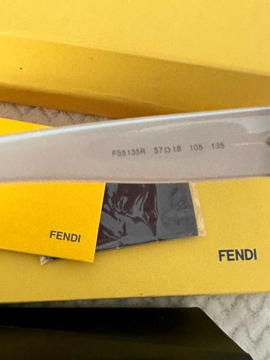 Очила на Fendi оригинални перфектно състояние