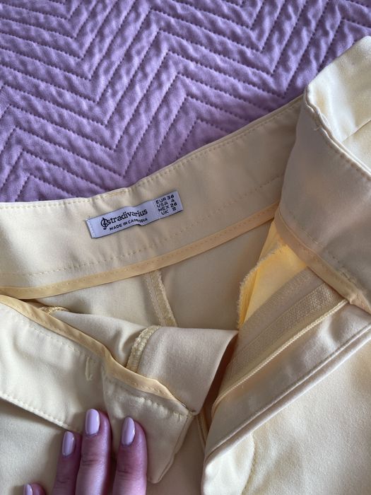 Pantaloni scurți stradivarius