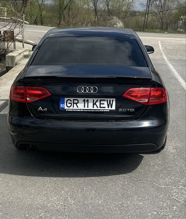 Vând Audi A4 B8 2011