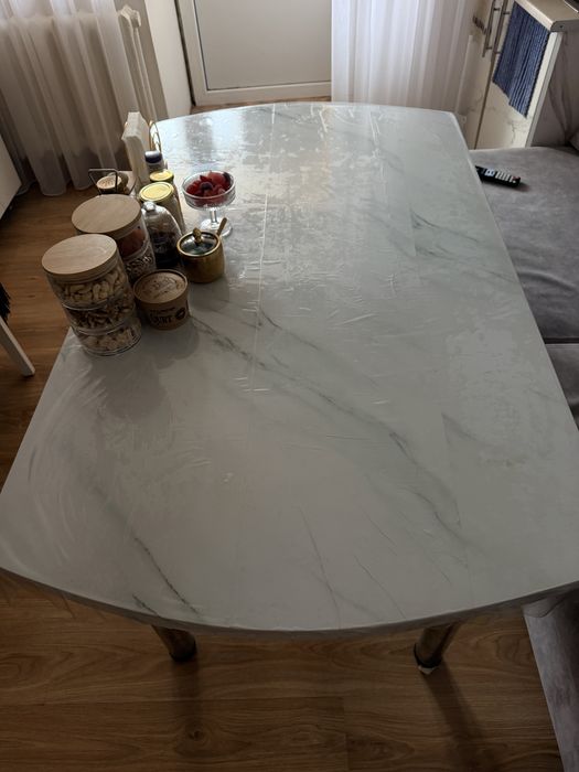 Продам стол кухонный