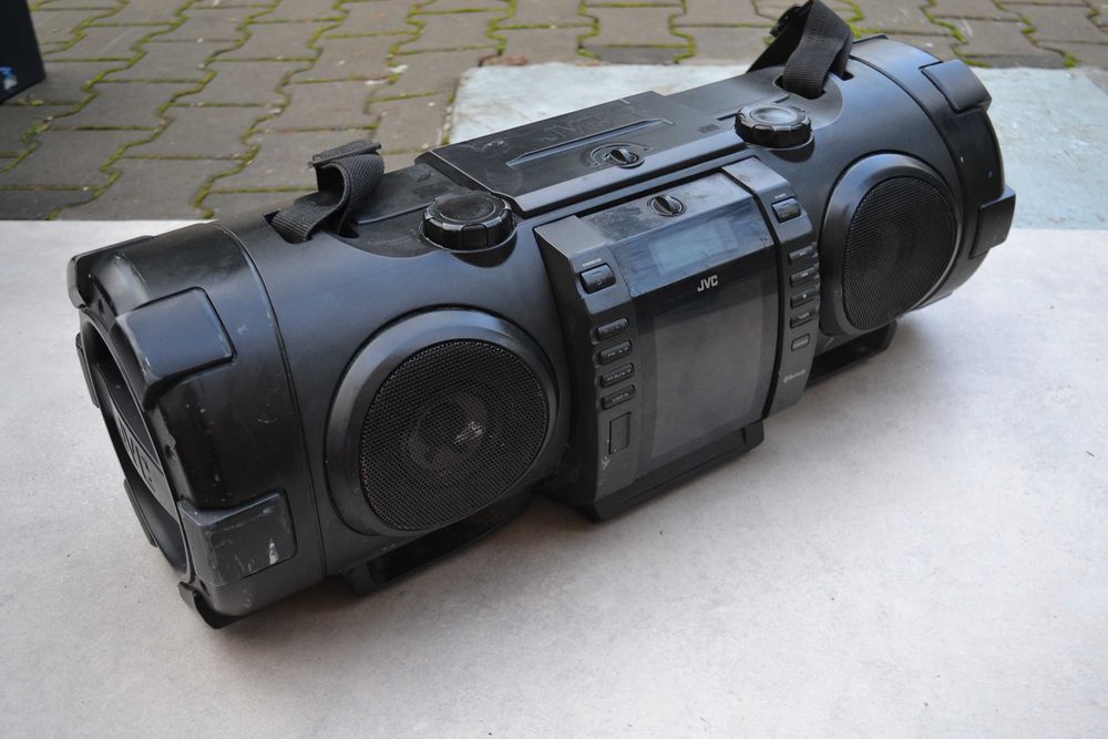 BoomBox Jvc RV NB 75 B Defect