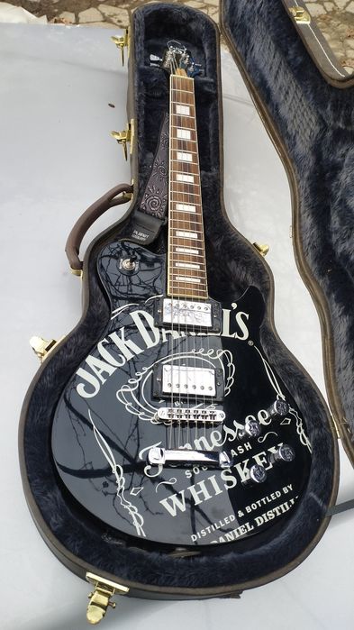 Продается гитара peavey jack Daniels