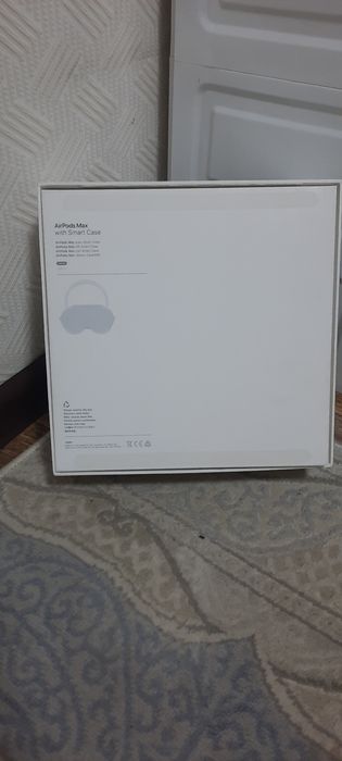 Наушники AirPodsMax