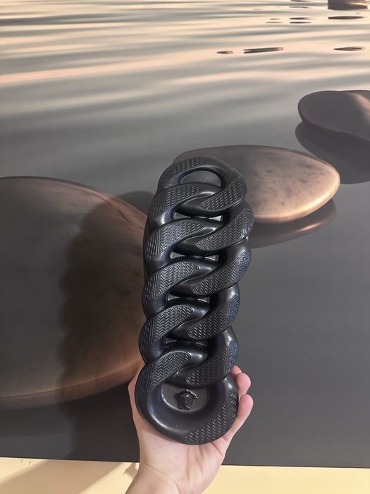 Versace Chain Reaction Black