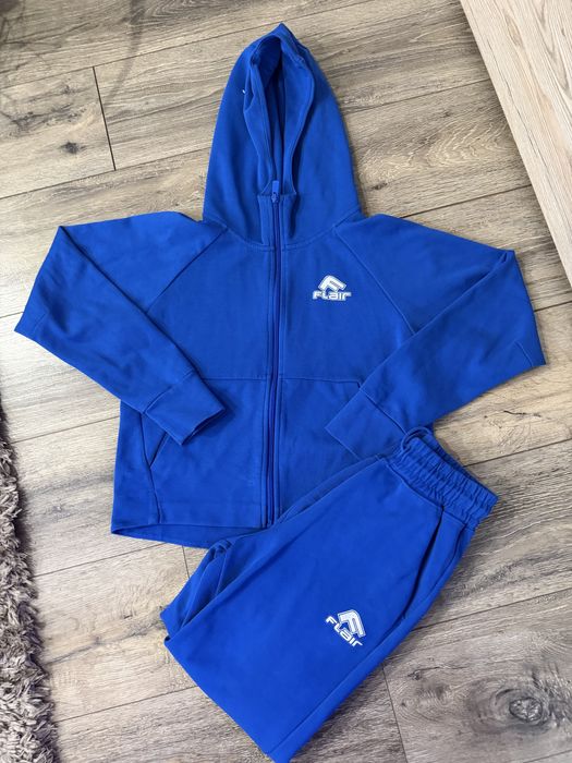 Дамски екип flair