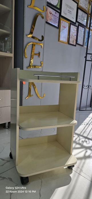 Holati yangi oz ishlatilgan salon ofis uchun tugri keladi