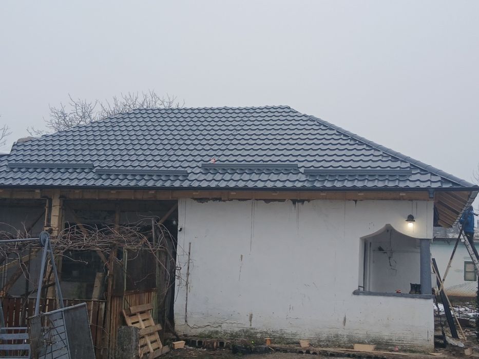 Reparați acoperisuri