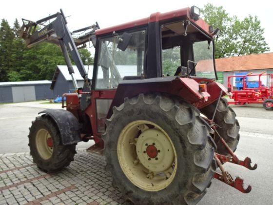 Dezmembrez tractoare Case IH 833.844 845 856 956 1056