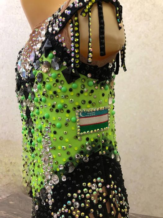 Купальник для художественной гимнастики