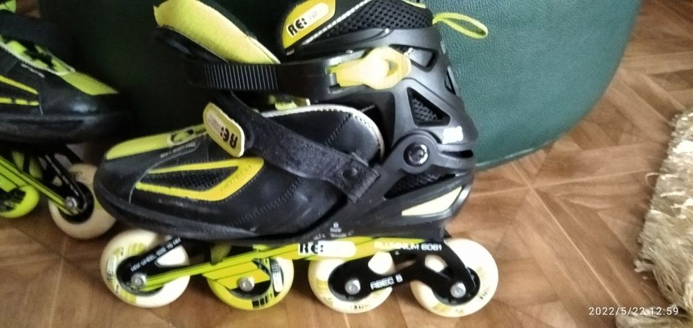 Продам Роликовые коньки
