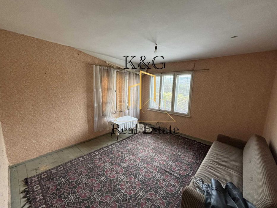 Продава се Къща в с. Ушинци, Област Разград - 120 кв.м за 468 €/кв.м - Снимка #1