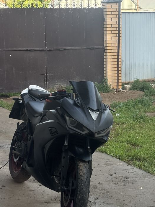 Элетромотоцикл yamaha r3