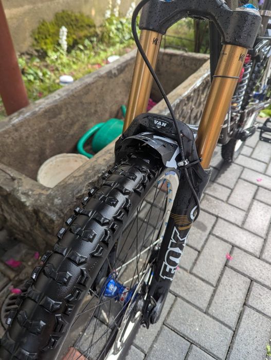 Bicicleta UMF Freddy 2 (freeride/downhill)/26"/fox 36 kashima/Măgura mt5