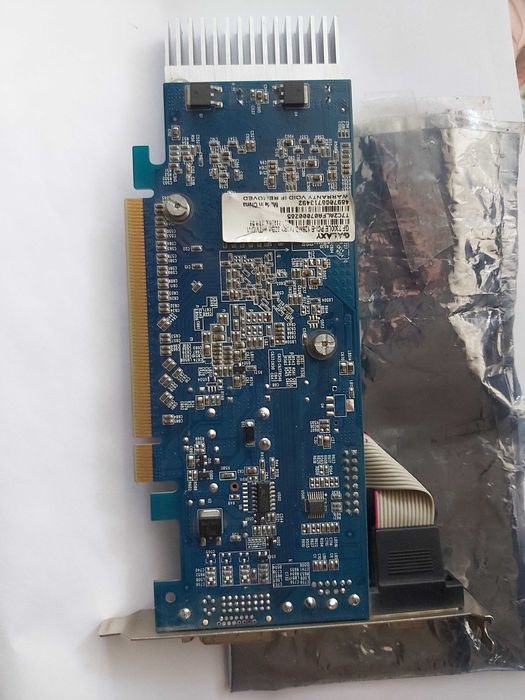 Placa video Galaxy GF7300LE PCI-E 128Mb /ddr2 (perfect functionala)