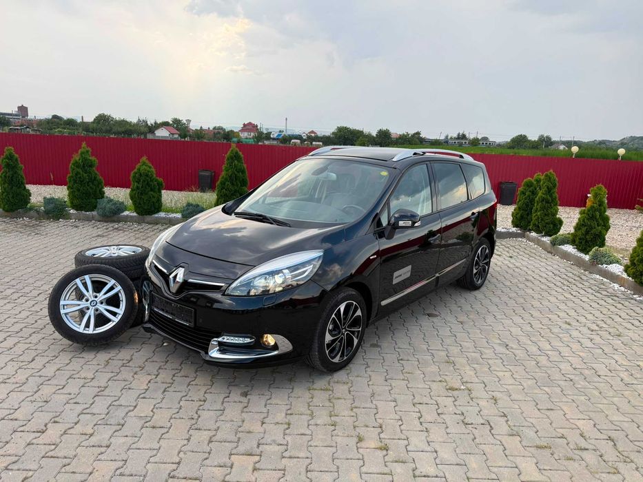 RENAULT Scenic