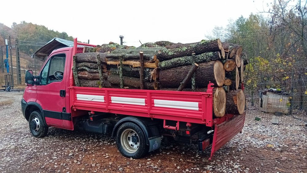 Agregate ,lemne de foc ,nisip ,pietris etc...