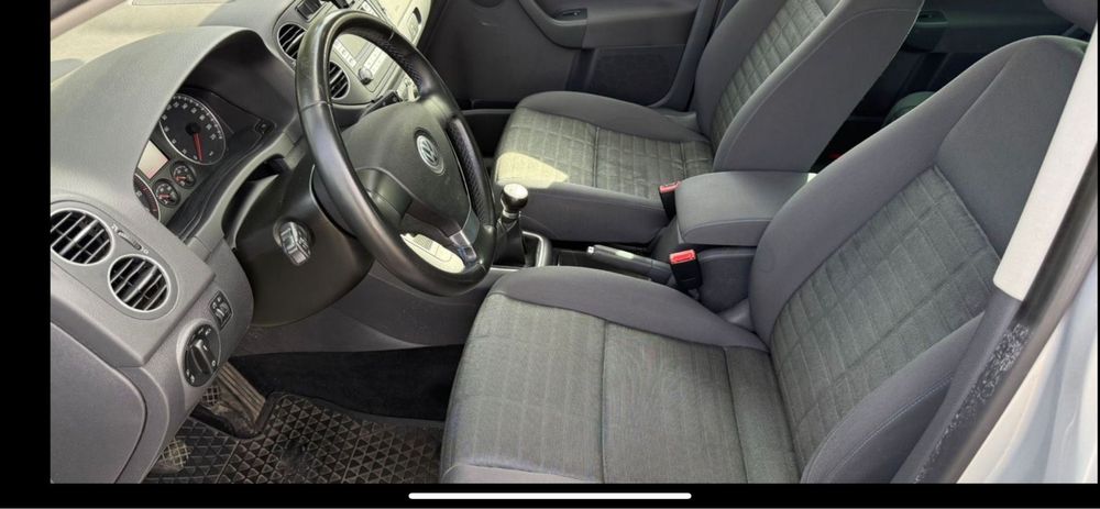 Volkswagen golf 5 plus