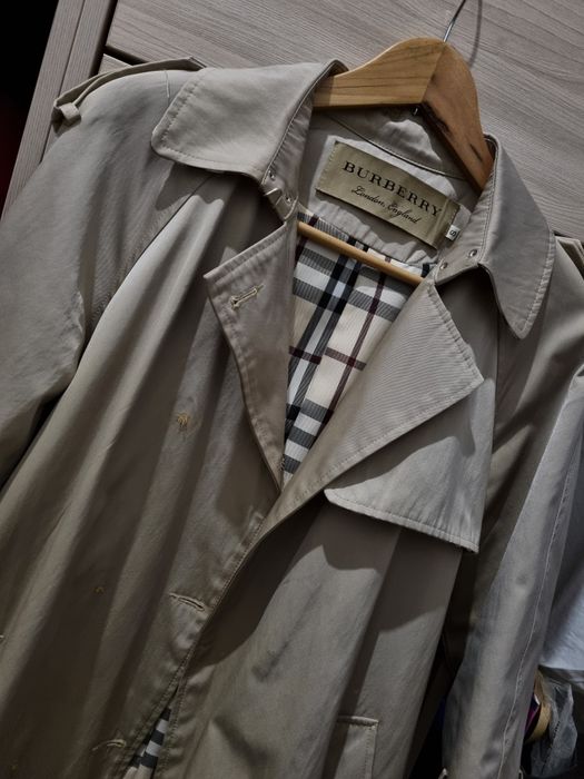 Бежевый тренч Burberry